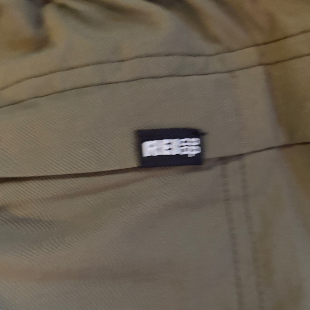 REI Olive Green Convertible Cargo Pants - Picture 4 of 6